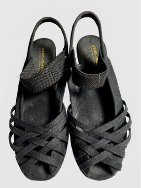 RE-MIX Classic Vintage-style Black Slingback Heels Size 7